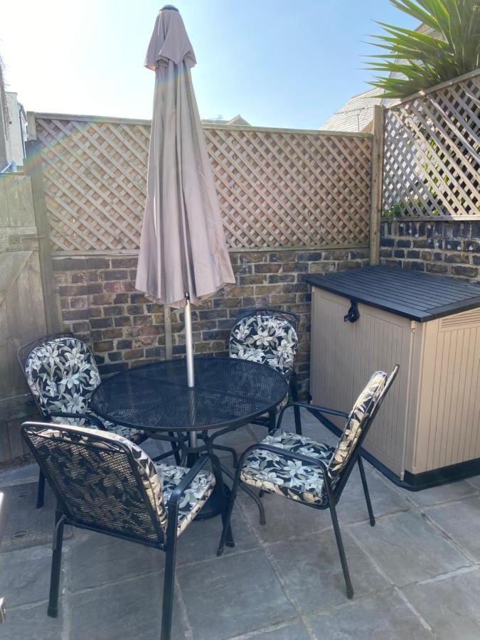 Cosy 2 Bedroom House -2023, 2024 &2025 Award Winner! Ramsgate Exterior foto