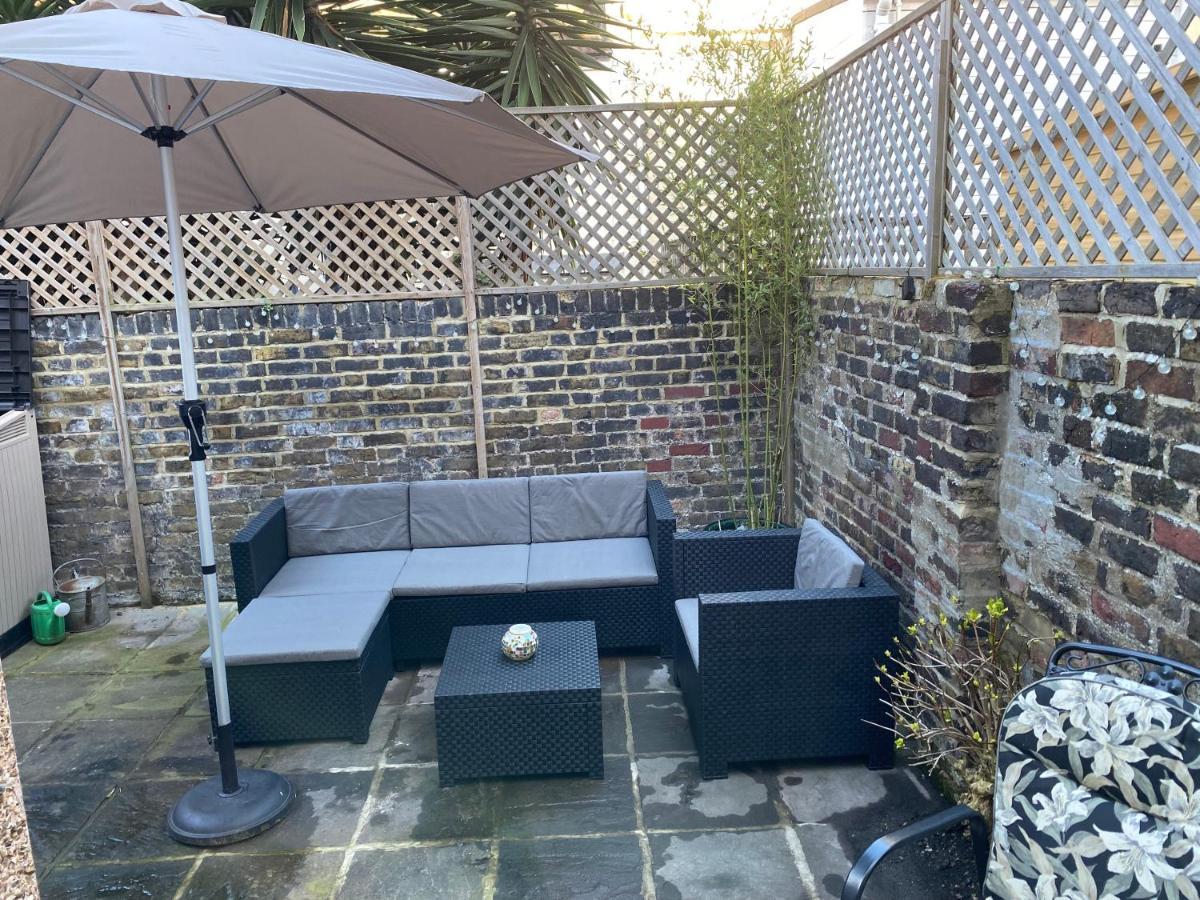 Cosy 2 Bedroom House -2023, 2024 &2025 Award Winner! Ramsgate Exterior foto